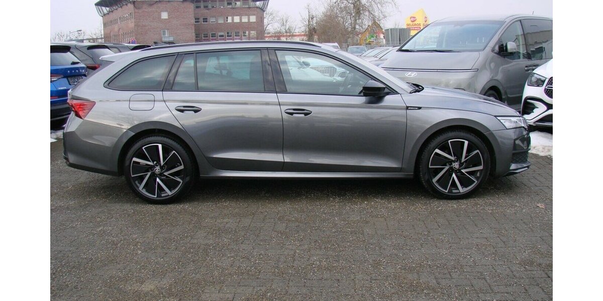 Skoda Octavia 2.0TDi Sportline LED 360º Canton HUD 39.383 km 29.980 &euro; Falkensee 14612