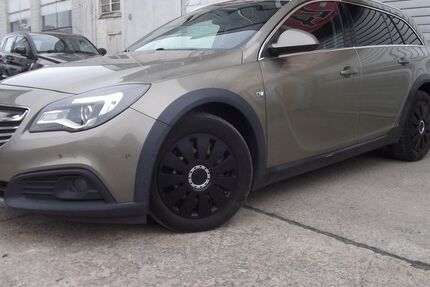 Opel Insignia 235.000 km 4.899 € Berlin 12277