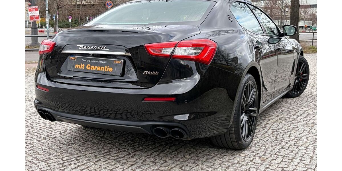 Maserati Ghibli 110.000 km 25.887 &euro; Berlin 13597