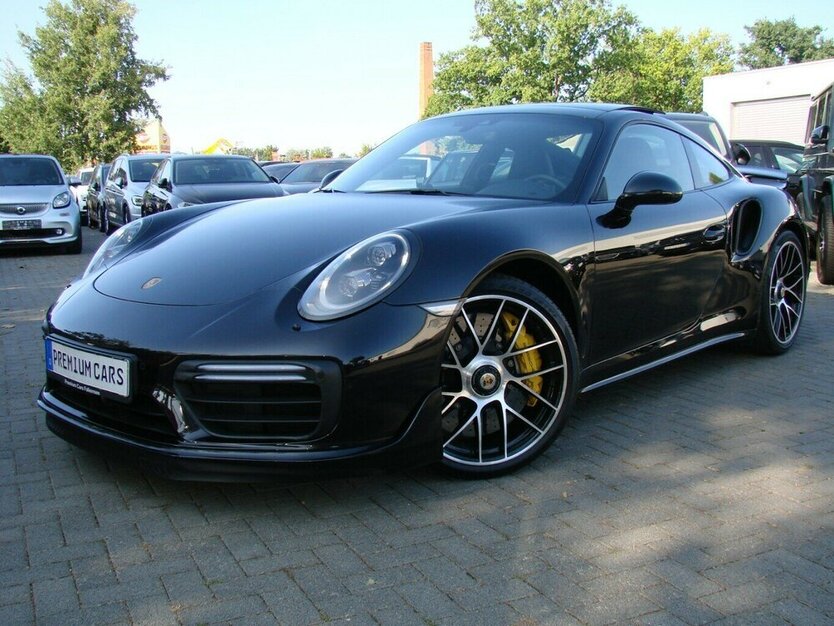 911 Turbo S Coupé Aero-Kit Burmester ACC Lift