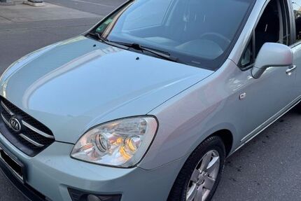 Kia Carens 224.000 km 2.400 &euro; Berlin 13359