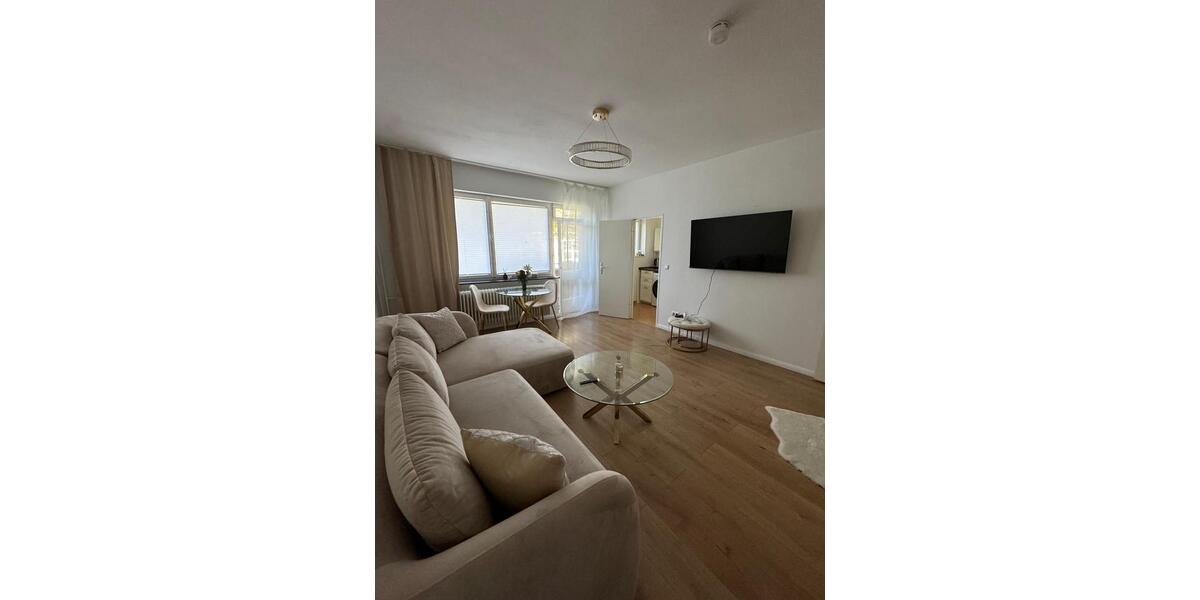 Etagenwohnung Berlin Charlottenburg-Wilmersdorf - 1 Zimmer, 50 m&sup2;, 1.300&euro; | Angebot:26225845