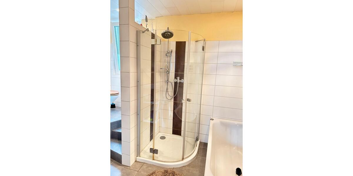 Reihenhaus - 5 Zimmer, 175 m&sup2;, 180.000&euro; | Angebot:27271622