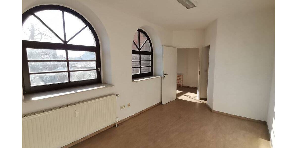Gewerbeobjekt Bernau bei Berlin Bernau - 2 Zimmer, 190 m&sup2;, 1.520&euro; | Angebot:26554133