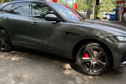 Jaguar F-Pace 99.500 km 27.500 &euro; Berlin 14052