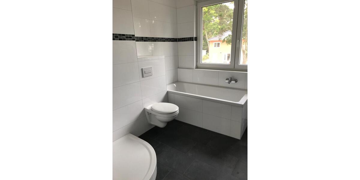 Reihenhaus Berlin Reinickendorf - 5 Zimmer, 160 m&sup2;, 2.350&euro; | Angebot:25722107