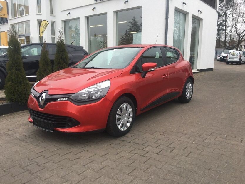 Renault Clio 102.705 km 7.990 € Borgsdorf 16556