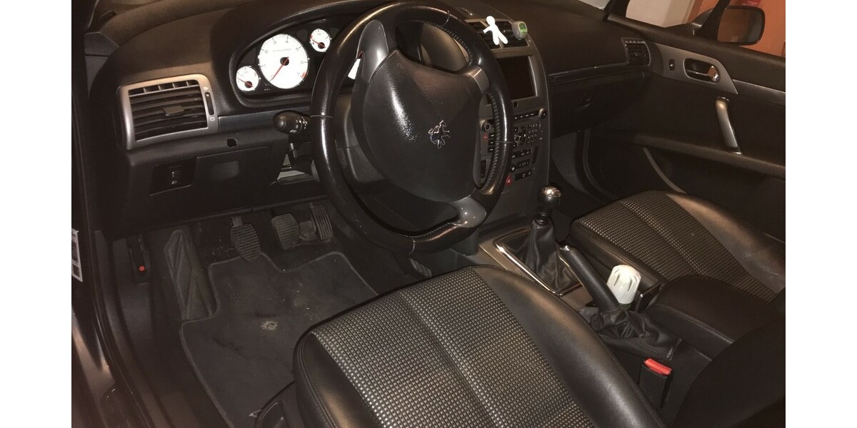 Peugeot 407 164.000 km 2.450 &euro; Berlin 10178