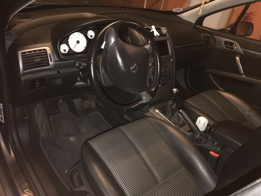 Peugeot 407 164.000 km 2.450 € Berlin 10178