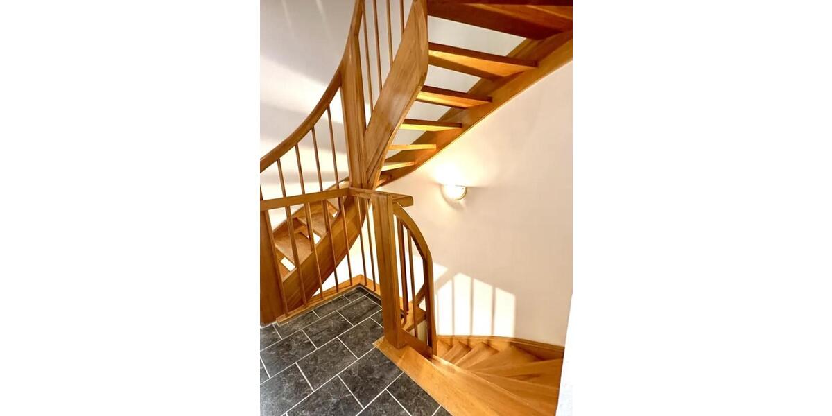 Etagenwohnung Berlin Spandau - 5 Zimmer, 150 m&sup2;, 1.950&euro; | Angebot:25050296