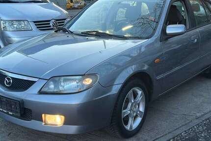 Mazda 323 87.000 km 2.299 &euro; Berlin 13409