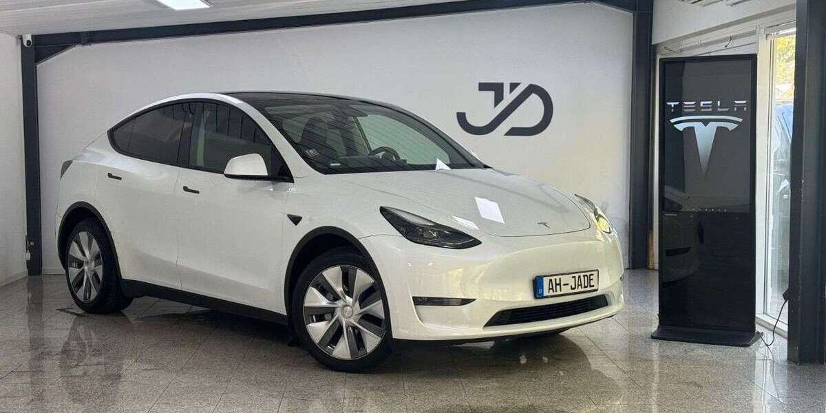 Tesla Model Y 65.030 km 32.950 € Berlin 12107