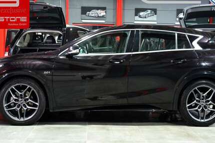 INFINITI Q30 85.129 km 17.990 &euro; Falkensee 14612