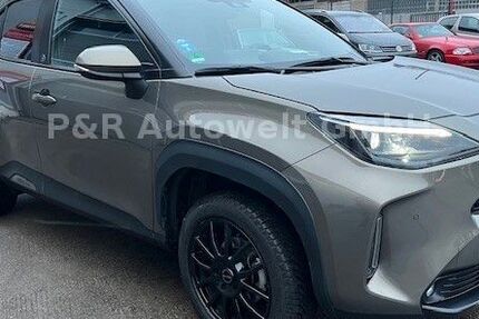 Toyota Yaris 43.899 km 21.800 &euro; Berlin 13581