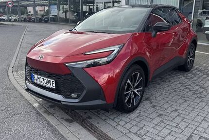 Toyota C-HR 15.500 km 30.990 &euro; Berlin 13403