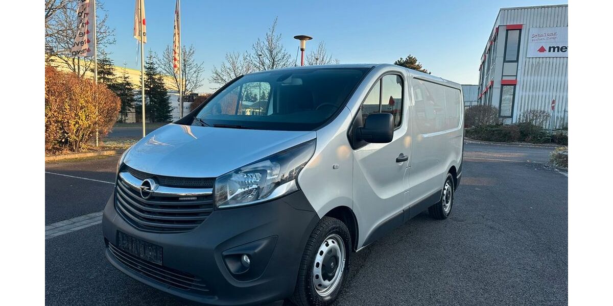 Opel Vivaro 170.000 km 8.499 &euro; Berlin 12099