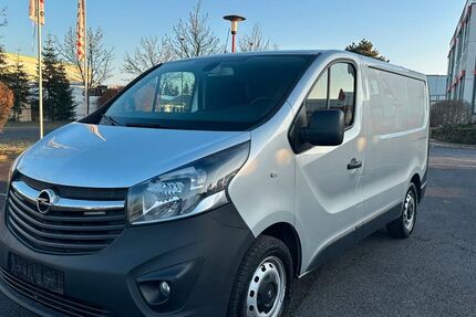 Opel Vivaro 170.000 km 8.900 &euro; Berlin 12099