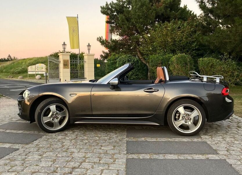 124 Spider