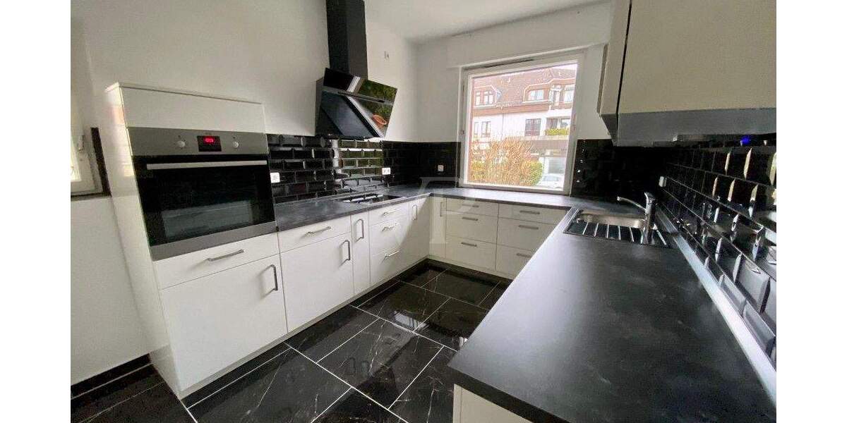 Einfamilienhaus Berlin / Lichtenrade Lichtenrade - 4 Zimmer, 140 m&sup2;, 2.750&euro; | Angebot:23990846