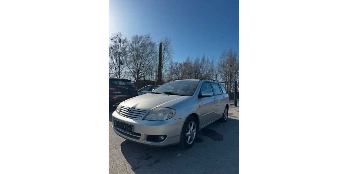 Toyota Corolla 251.000 km 3.290 &euro; Velten 16727