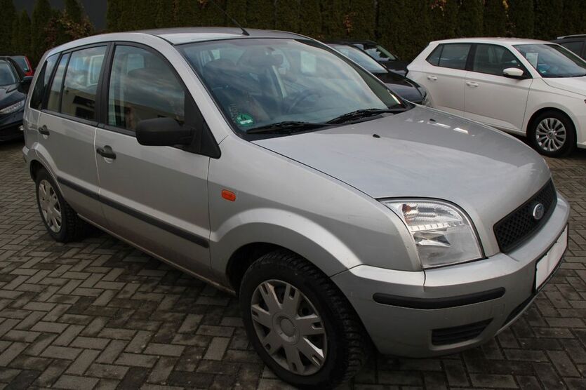 Ford Fusion 237.571 km 990 € Falkensee 14612