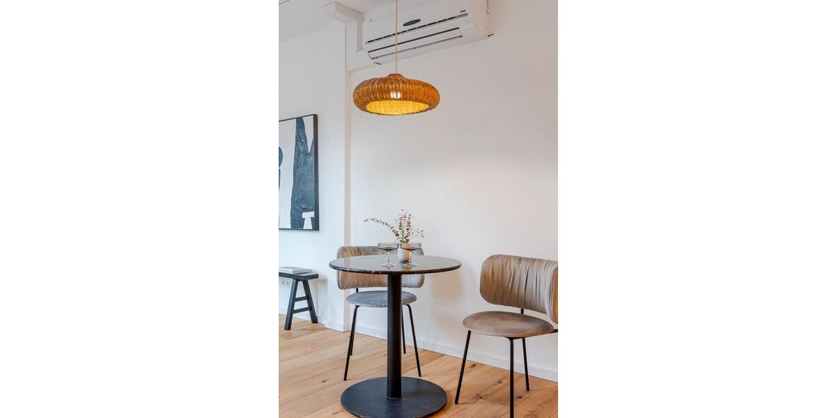 Dachgeschoßwohnung Berlin Charlottenburg-Wilmersdorf - 2 Zimmer, 40 m&sup2;, 299.000&euro; | Angebot:20721987