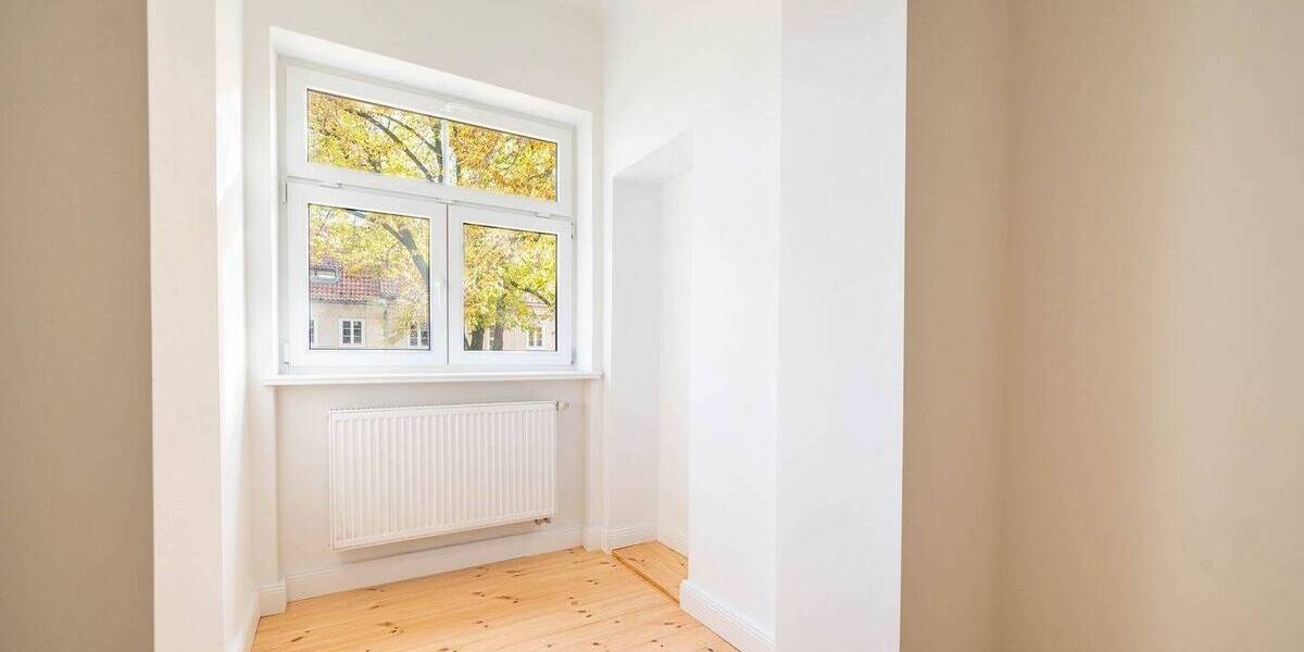 ?? Wohnen in Zehlendorf Mitte: Erstbezug nach Sanierung in eine 3-Zi Stuck-Altbau-Whg mit Dielen 3 zimmer