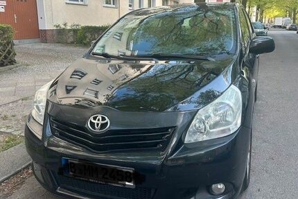 Toyota Verso 260.000 km 6.200 &euro; Berlin 12163
