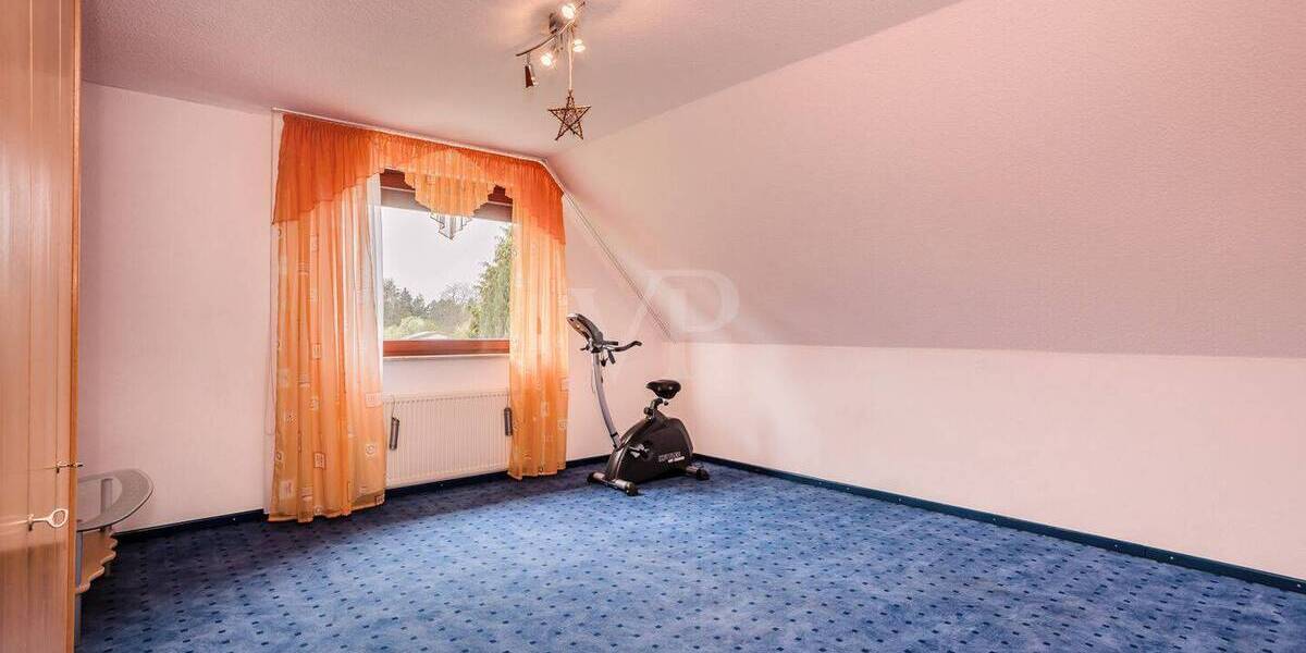 Einfamilienhaus Berlin Rudow - 6 Zimmer, 150 m&sup2;, 599.000&euro; | Angebot:26435867