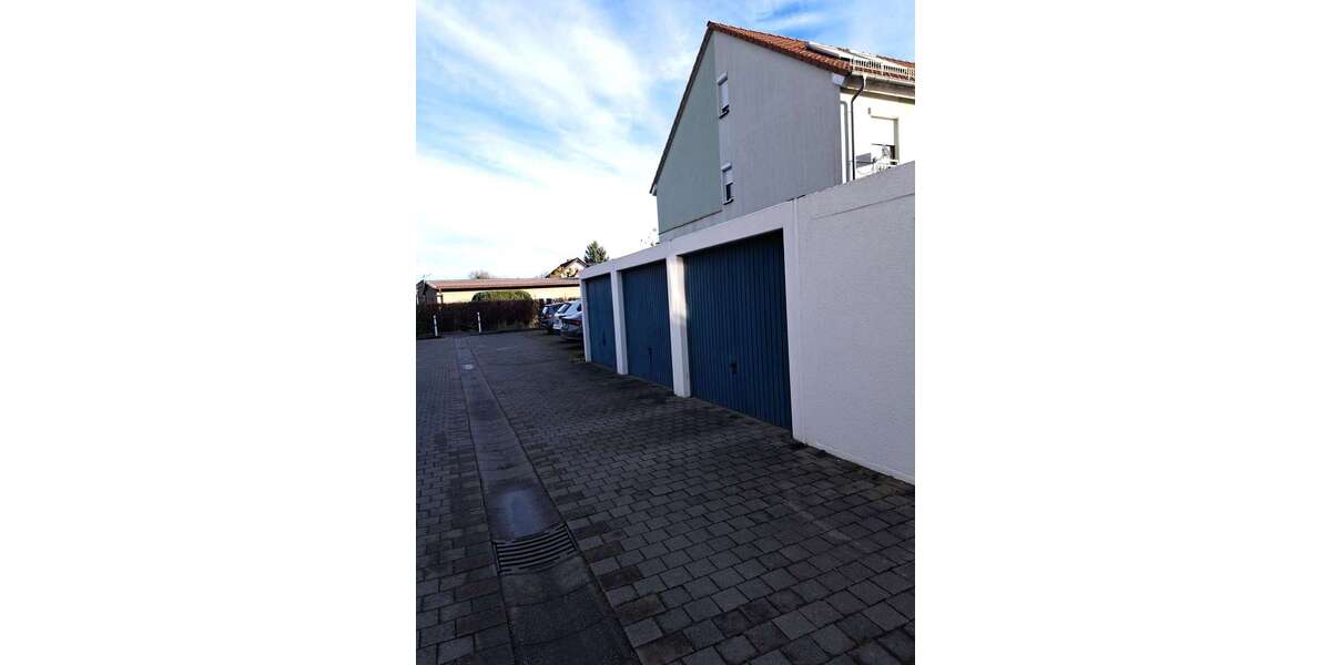 Gepflegtes Reihenmittelhaus in bevorzugter Stadtrandlage in Karow 4 zimmer