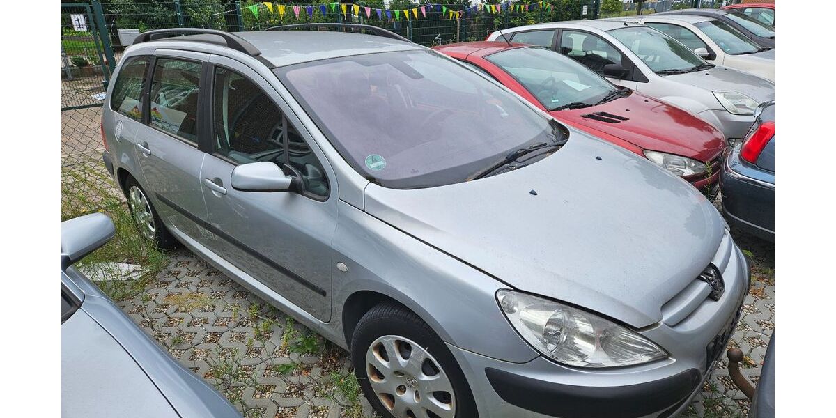 Peugeot 307 196.000 km 1.999 &euro; Berlin 12439
