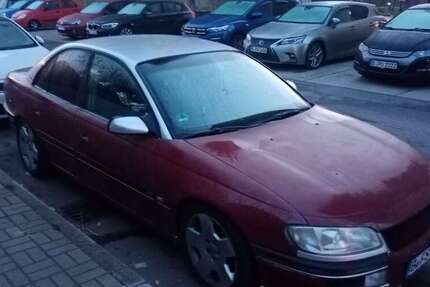 Opel Omega 332.000 km 1.300 € Berlin 12685