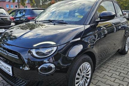 Fiat 500e 9.786 km 24.999 &euro; Oranienburg bei Berlin 16515