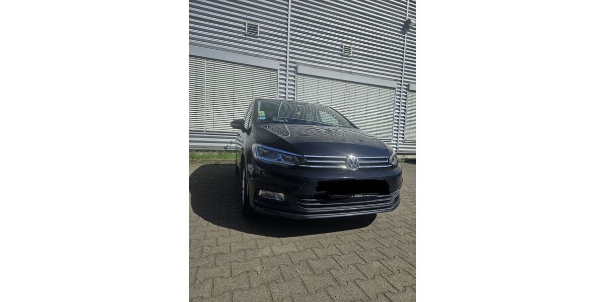 VW Touran 230.000 km 11.800 &euro; Berlin 10249