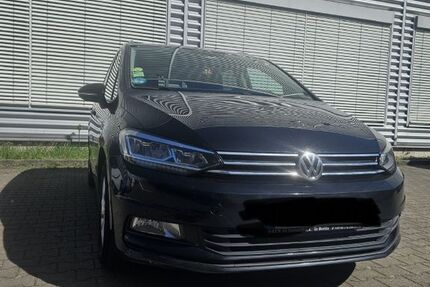 VW Touran 235.000 km 12.590 &euro; Berlin 10249