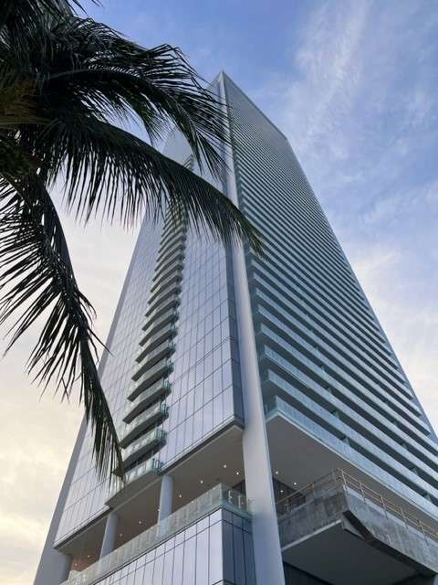 Wohnung zum Kaufen in Miami 1.745.000 € 112 m²