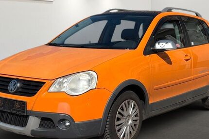 VW Polo 142.236 km 2.499 &euro; Berlin 12681