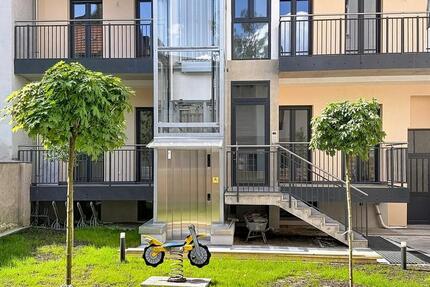 Wohnung Berlin Steglitz-Zehlendorf - 2 Zimmer, 52 m&sup2;, 1.348&euro; | Angebot:26690100