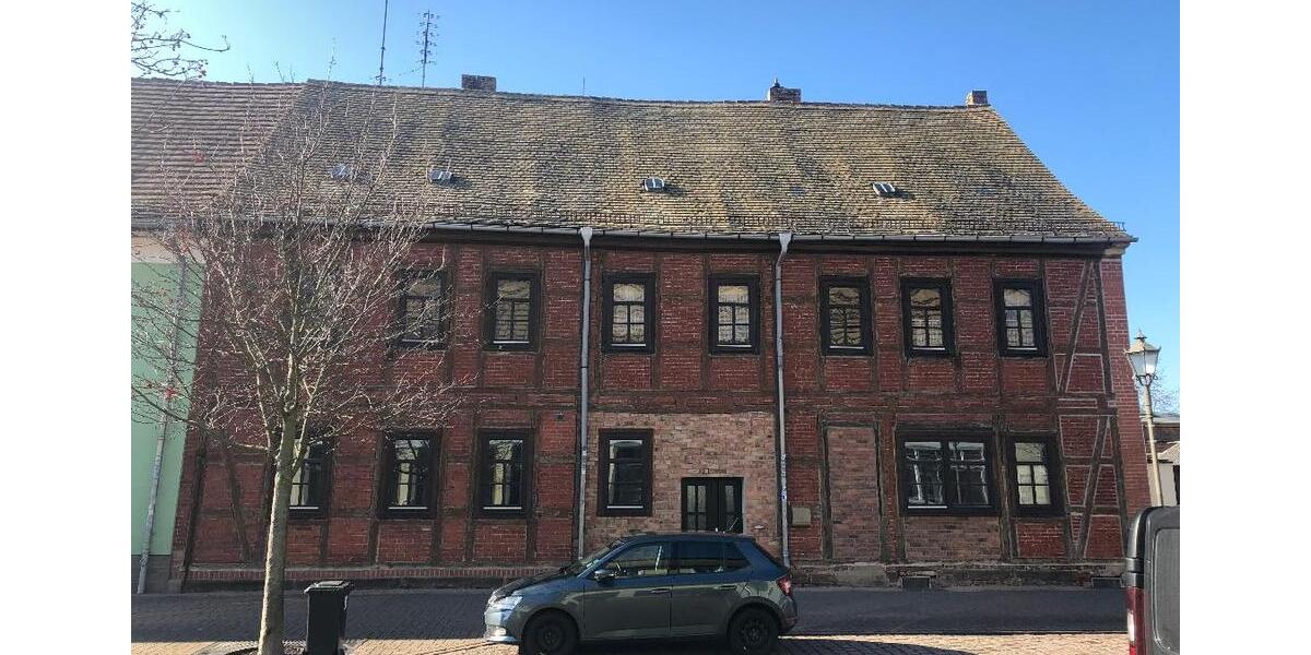 Reihenhaus Berlin Friedrichshain-Kreuzberg - 11 Zimmer, 240 m&sup2;, 175.000&euro; | Angebot:26093681