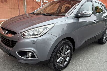 Hyundai ix35 99.998 km 9.999 &euro; Berlin 12057