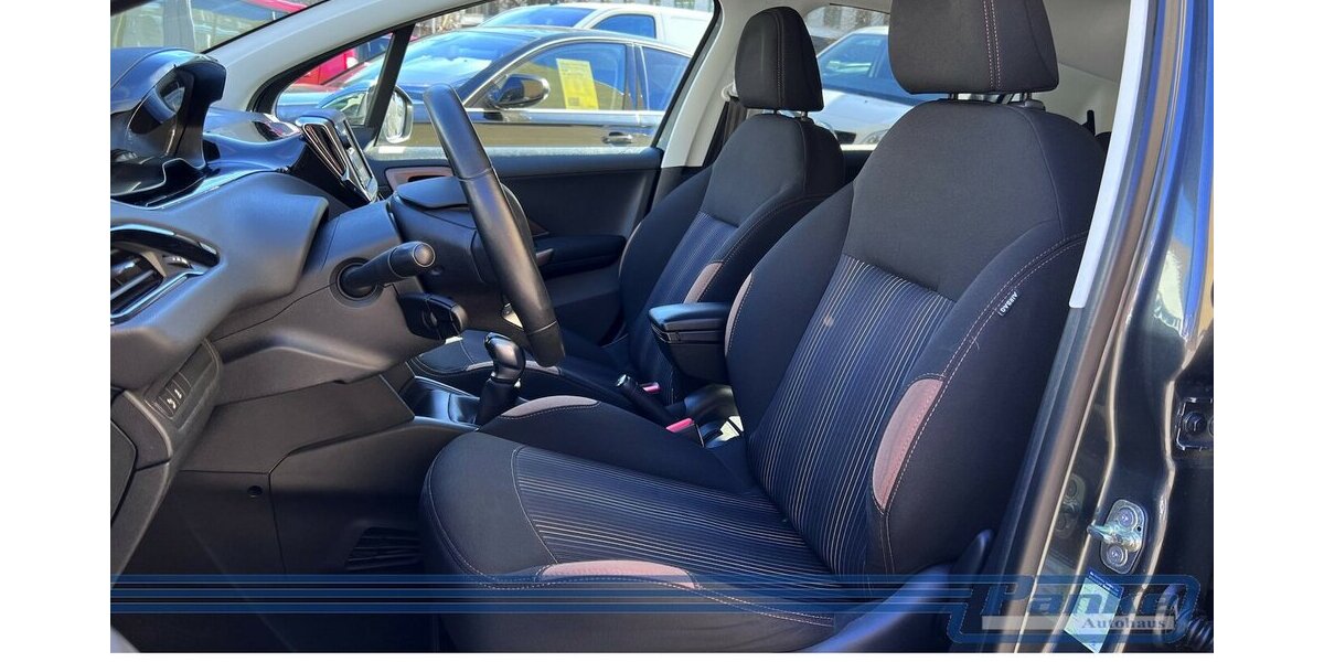 Peugeot 208 Style 1.2*SHZ*5trg*PDC*Klima*Blueto*Tempo* 73.611 km 7.980 € Berlin 13187