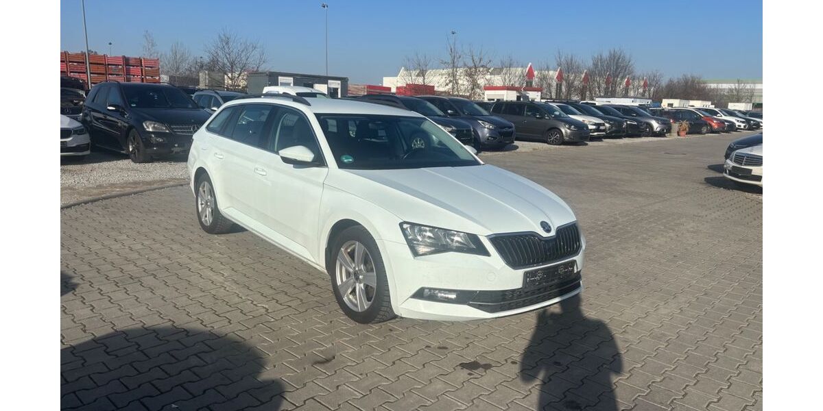 Skoda Superb 250.000 km 7.950 &euro; Mittenwalde 15749