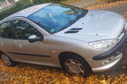 Peugeot 206 200.000 km 650 € Berlin 12099