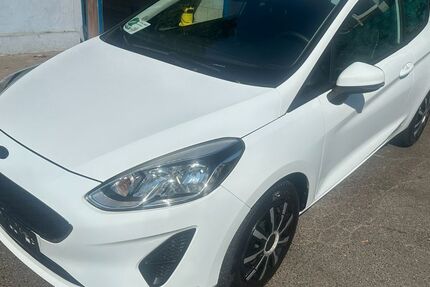 Ford Fiesta 99.750 km 4.900 &euro; Berlin 12347