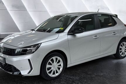 Opel Corsa 14.126 km 15.880 &euro; Berlin 13051