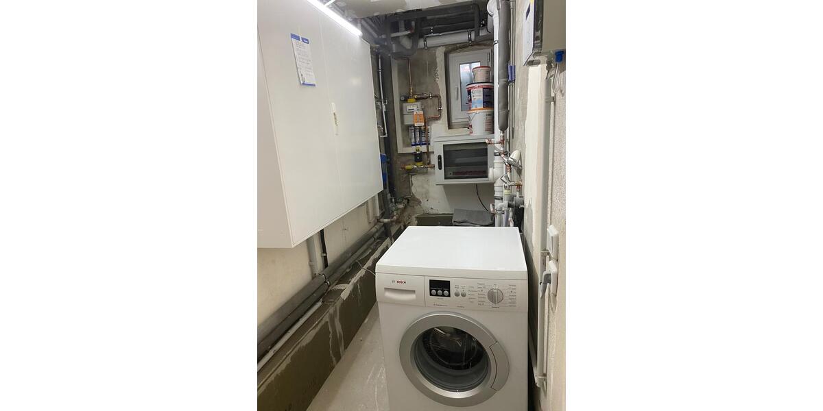 Seltenes Reihenmittelhaus im Westend - frei ab 01.02.26 zimmer