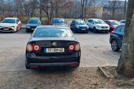 VW Jetta 215.000 km 1.700 &euro; Berlin 13057