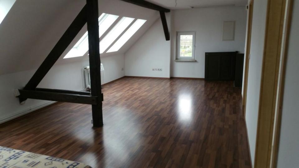 Dachgeschoßwohnung Wandlitz - 3 Zimmer, 100 m&sup2;, 690&euro; | Angebot:26020186
