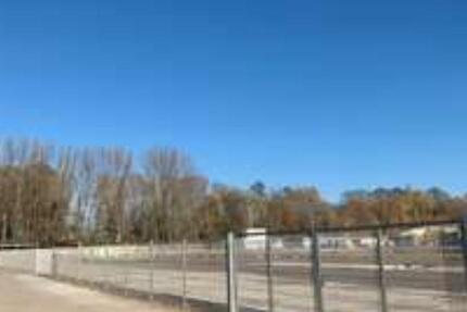 ! ! ! Freiflächen in verschiedenen Größen zu vermieten ! ! ! zimmer