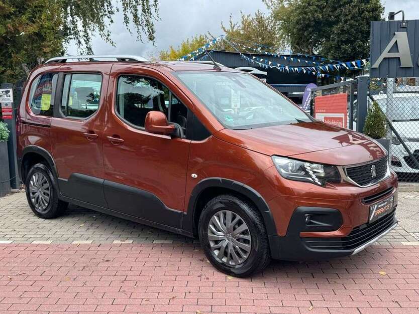 Peugeot Rifter 149.999 km 13.790 € Berlin 13127